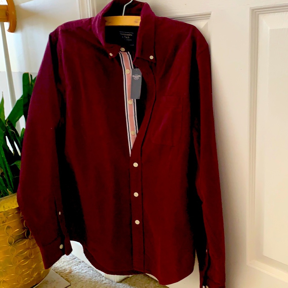 Dress shirts for men size L New never used